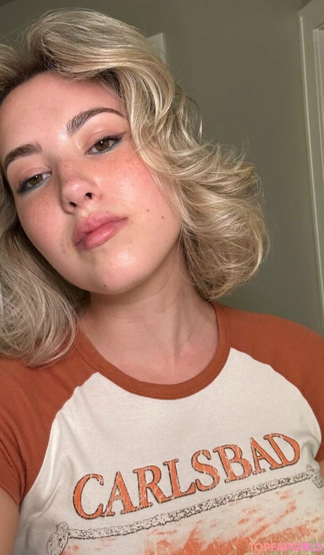 Nahá fotka uniklých OnlyFans od Pineapplebrat #1268