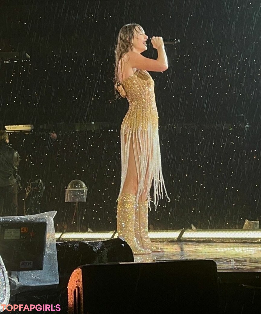 Naken lekkede OnlyFans-bilde av Taylor Swift #1570
