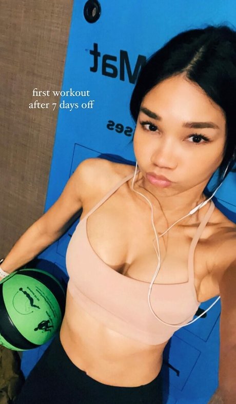 Nahá fotka uniklých OnlyFans od Joleen Diaz