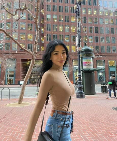 Joleen Diaz