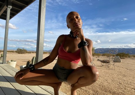 Nahá fotka uniklých OnlyFans od Thecleopanda