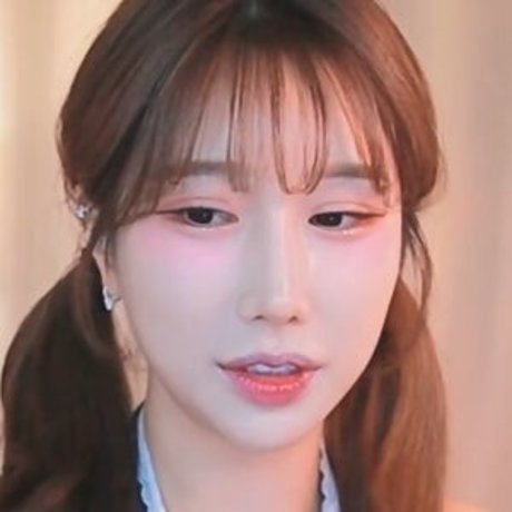 Eunyoung OnlyFansリークヌード写真
