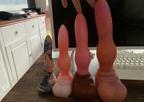Naakte gelekte OnlyFans-foto van Vinnybun