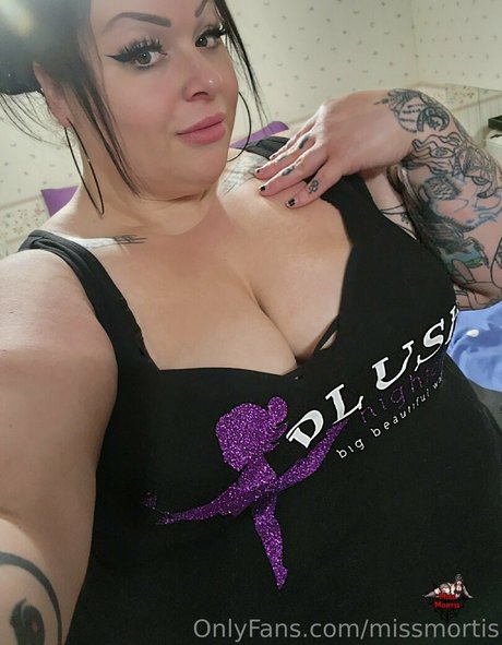 Naken lekkede OnlyFans-bilde av Missmortis