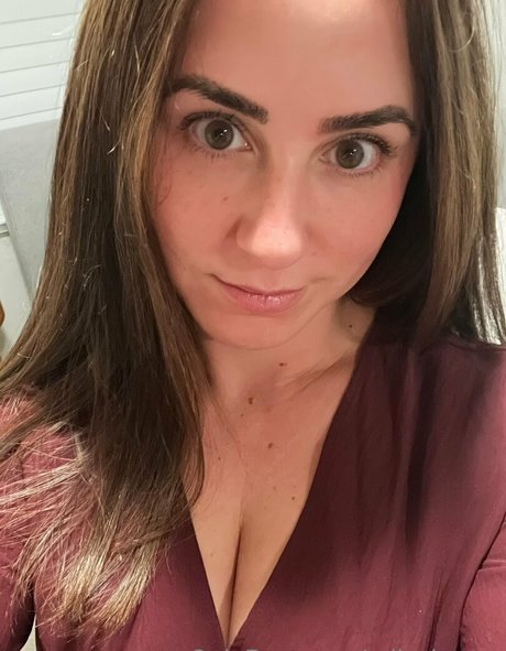 Naken lekkede OnlyFans-bilde av Milajames