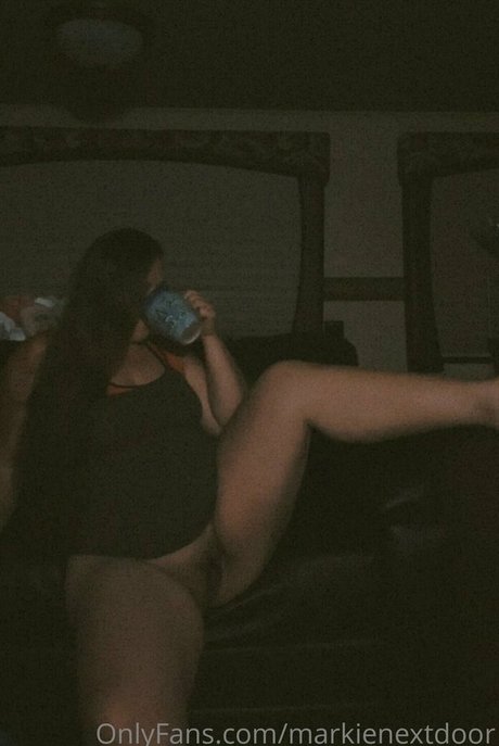 Naken lekkede OnlyFans-bilde av Officiallymommingyou