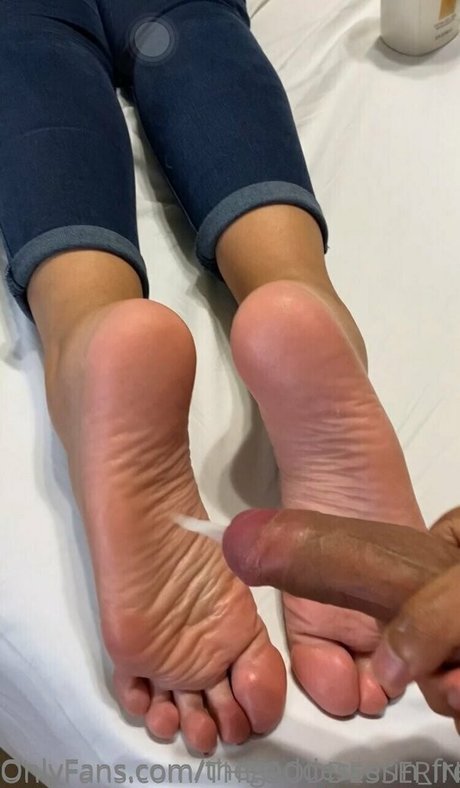Naken lekkede OnlyFans-bilde av Thegoddesserinfree