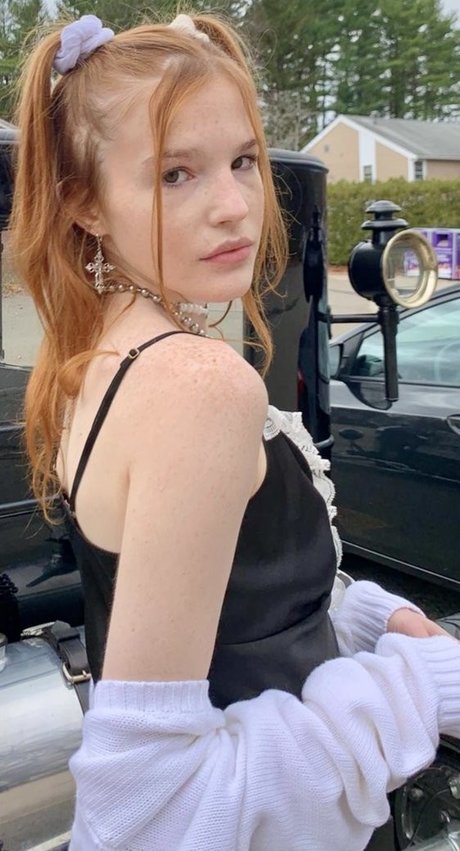 Naken lekkede OnlyFans-bilde av Riley Rodriguez