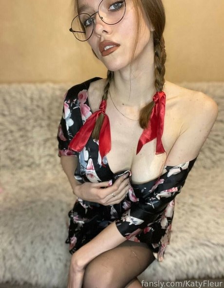 Nacktes geleaktes OnlyFans-Foto von Wetfleur
