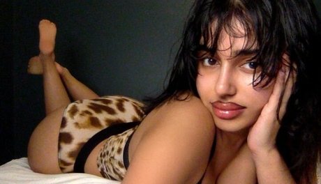 Naken läckt OnlyFans-bild av Hanamymood