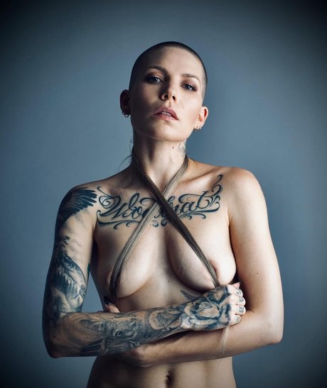 Alaston vuotanut OnlyFans-kuva Skylar Grey