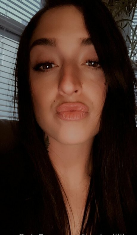 Nahá fotka uniklých OnlyFans od Jessicalillian