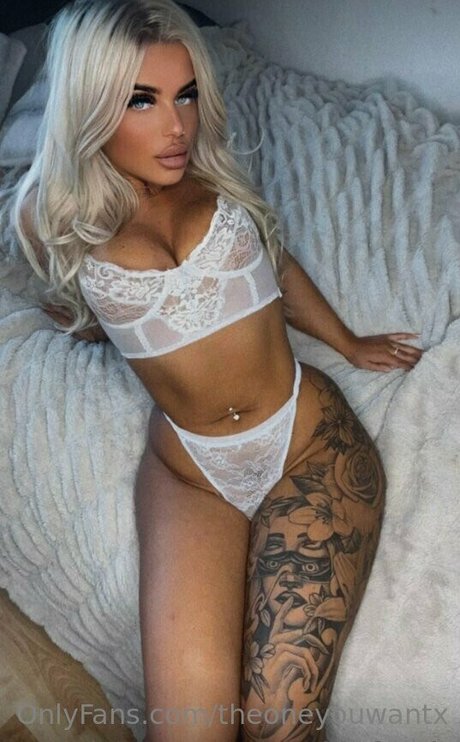 Foto desnuda filtrada de OnlyFans de Theoneyouwantx