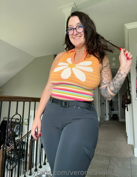 Veronicavansingfree