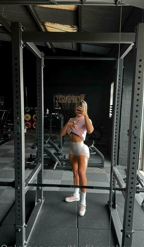 Thefitnessbarbiie