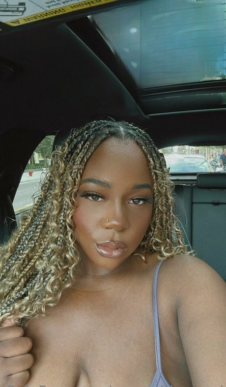 Asmrwithnaomi