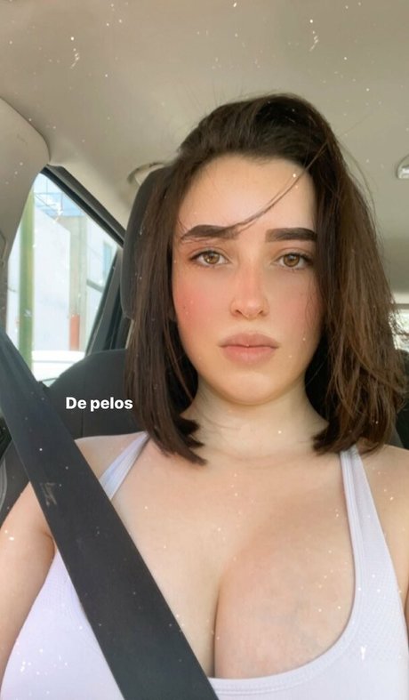 Alasti lekkinud OnlyFans-i pilt Frida Berridi
