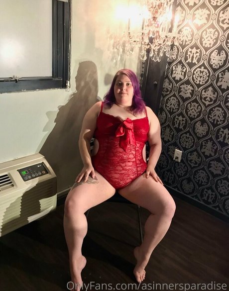 Naken läckt OnlyFans-bild av Asinnersparadise