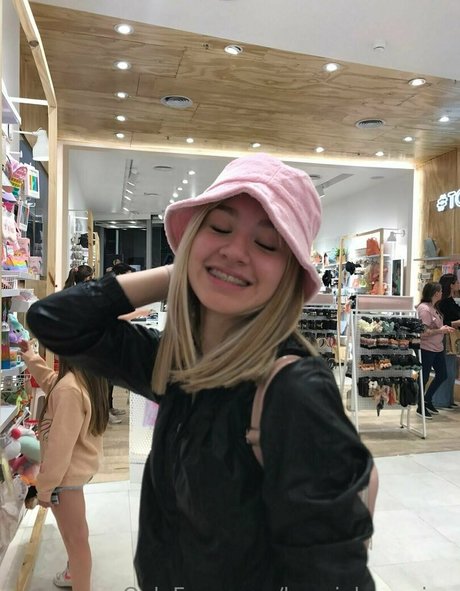 Kayciebrowning