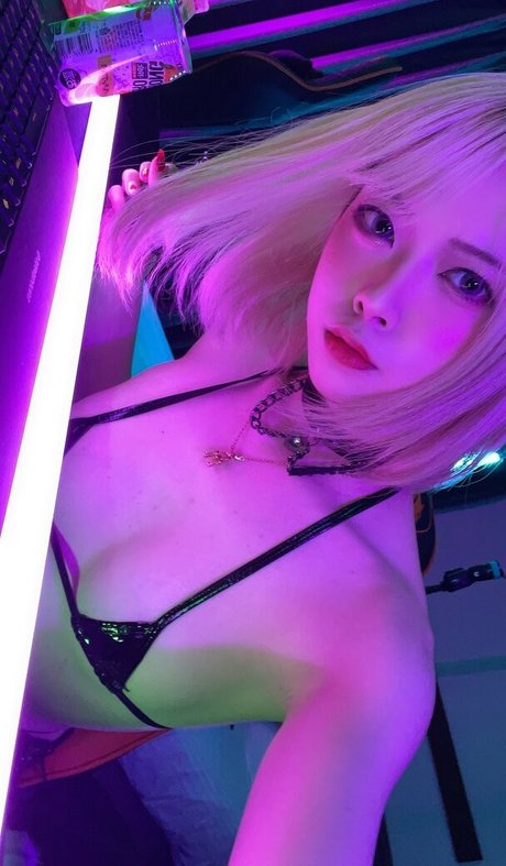 Nahá fotka uniklých OnlyFans od Ponyoouji