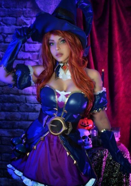 Shermie Cosplay