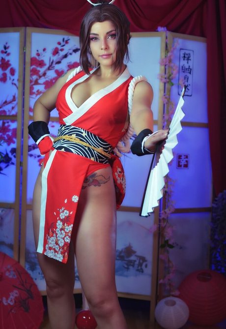 Shermie Cosplay