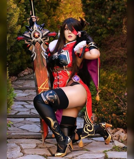 Shermie Cosplay