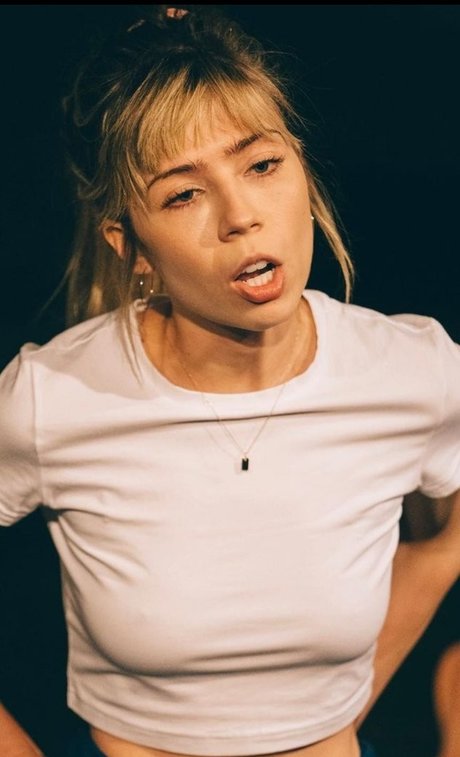 Jennette Mccurdy OnlyFansリークヌード写真