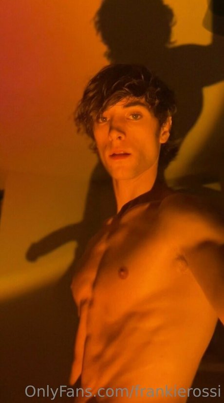 Naken lekkede OnlyFans-bilde av Frankierossi