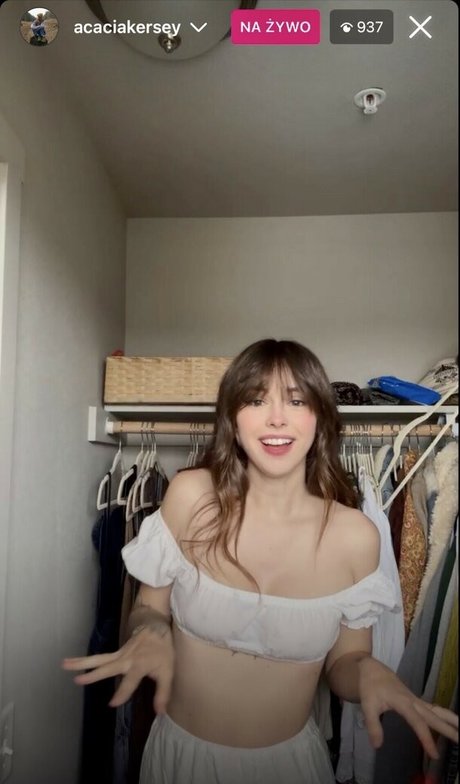 Nahá fotka uniklých OnlyFans od Acacia Kersey