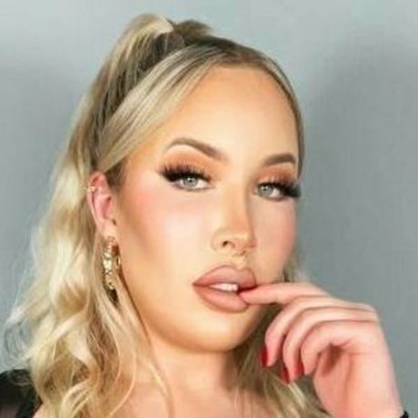 Alasti lekkinud OnlyFans-i pilt Naomi4freeclosed
