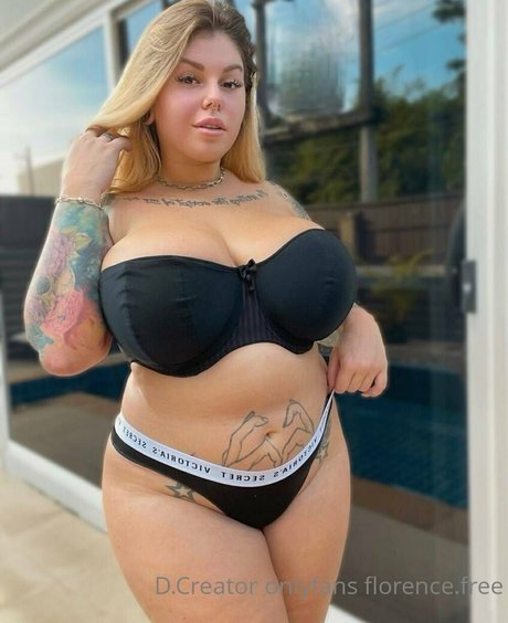 Naken lekkede OnlyFans-bilde av Florencefree