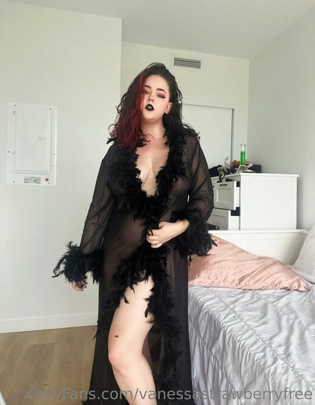 Nahá fotka uniklých OnlyFans od Vanessastrawberryfree