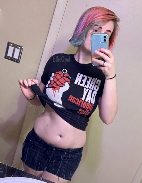 Ellieopalfree