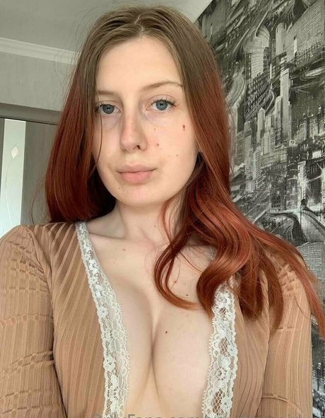 Yourfoxygirlxo