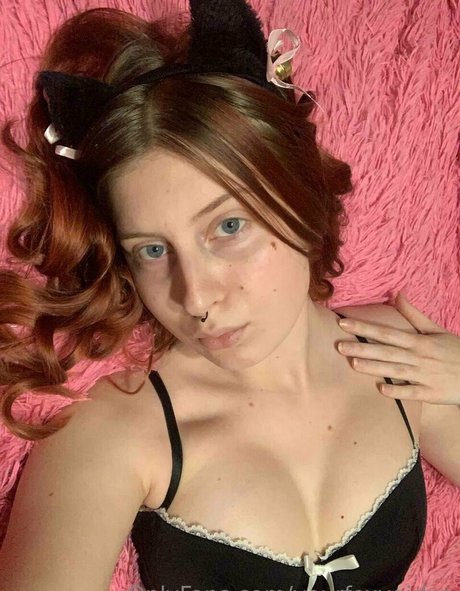 Yourfoxygirlxo