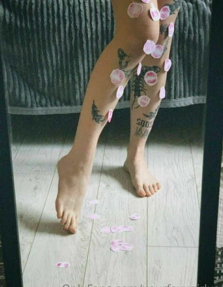 Yourfoxygirlxo