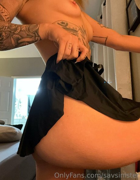 Nahá fotka uniklých OnlyFans od Savsinister