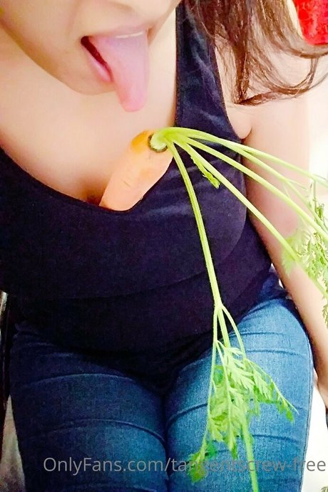 Foto desnuda filtrada de OnlyFans de Tangentscrewfree