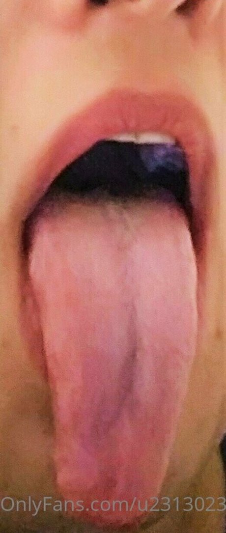 Tangentscrewfree OnlyFans泄露裸照