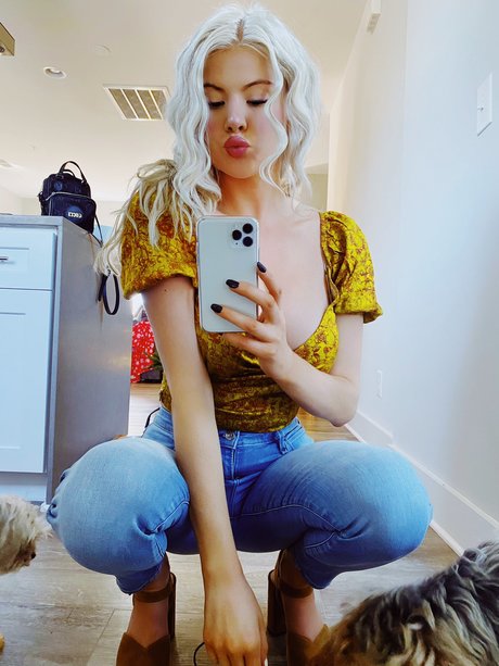 Riley Sinclair  nude leaked OnlyFans photo