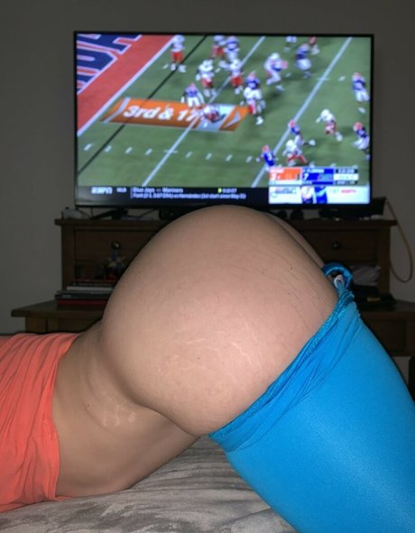 Rae Lynch