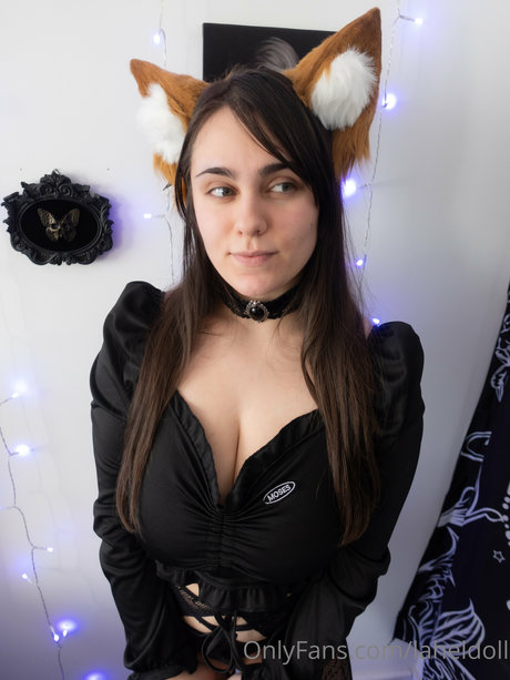 Laheldoll
