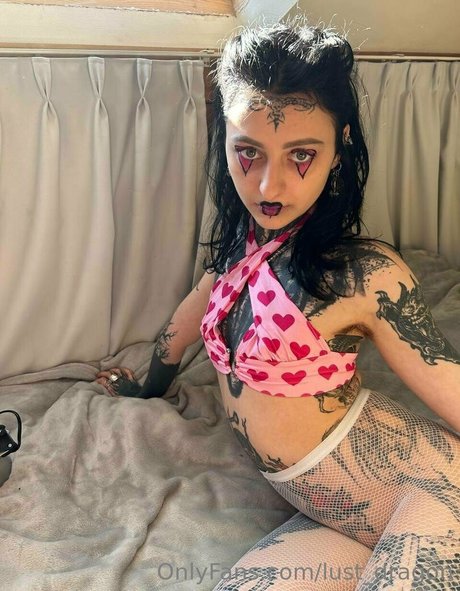 Nacktes geleaktes OnlyFans-Foto von Drakenlady