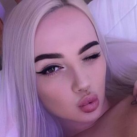 Nahá fotka uniklých OnlyFans od Sxren
