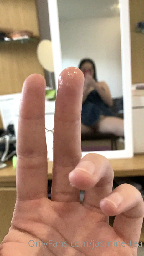 Naken lekkede OnlyFans-bilde av Jasminetea