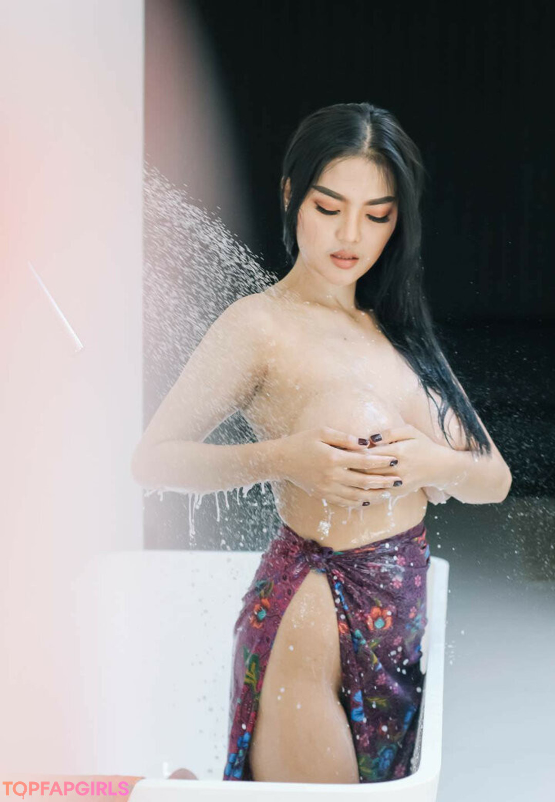 Nahá fotka uniklých OnlyFans od Faii Orapun #1546