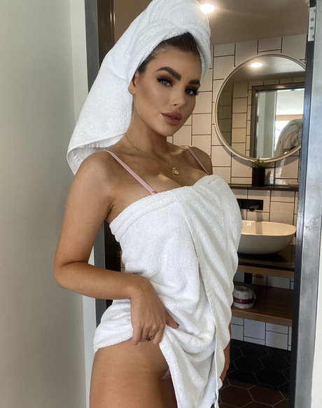 Nicole Thorne