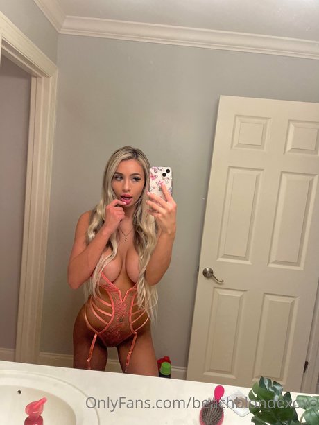 Nacktes geleaktes OnlyFans-Foto von Mila