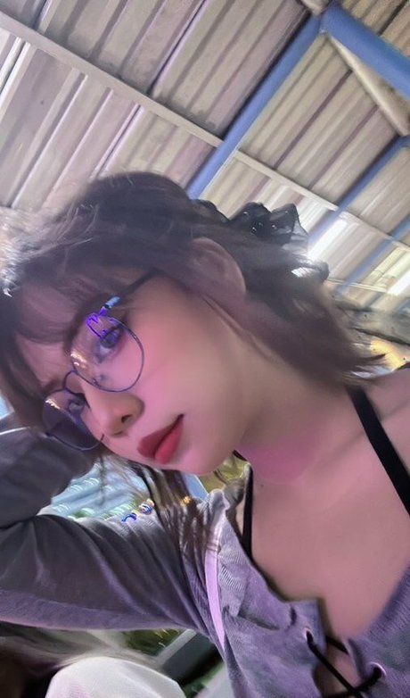Nahá fotka uniklých OnlyFans od Risanomsyu